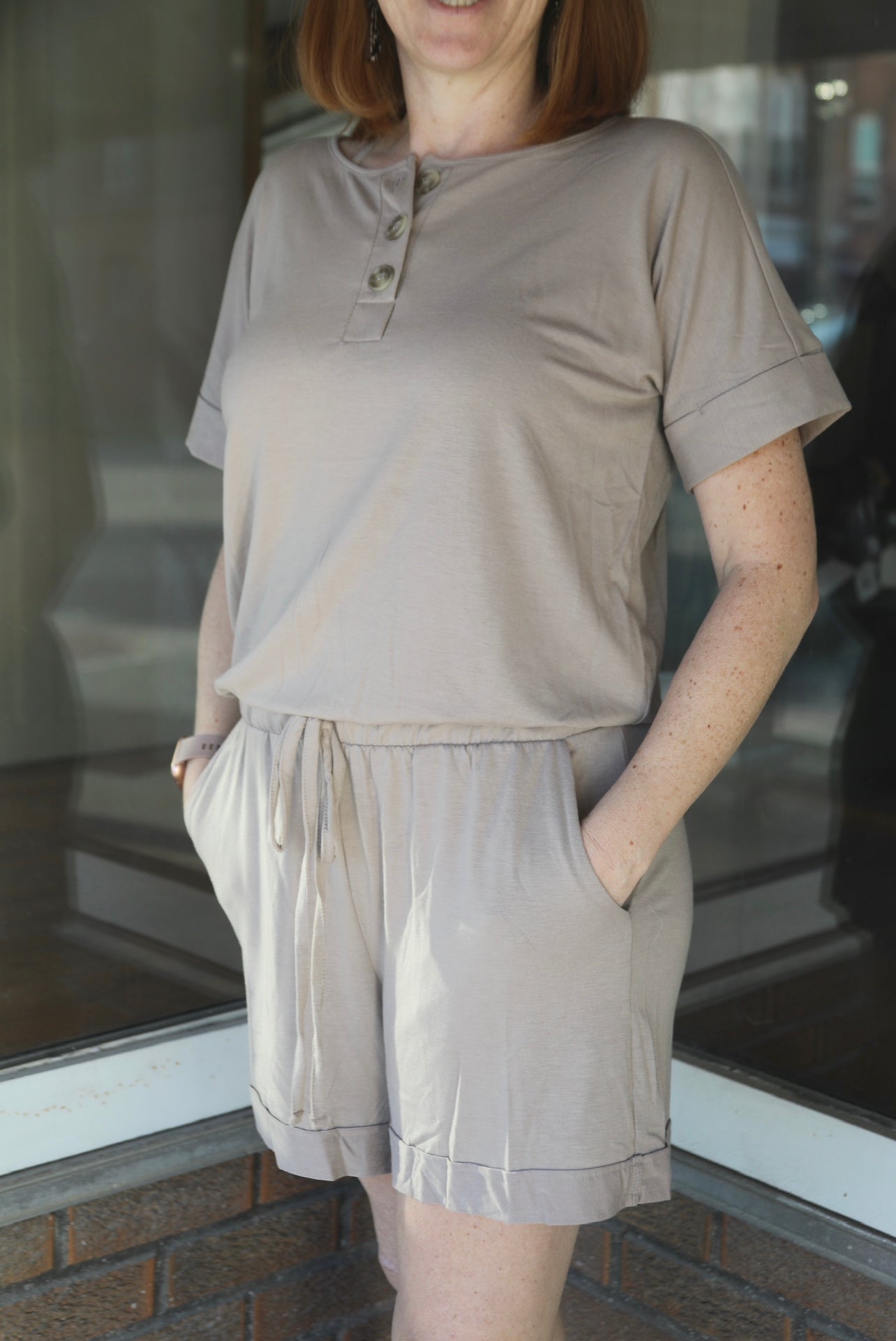 SHORT SLEEVE ROMPER WITH POCKETS-ASH MOCHA
