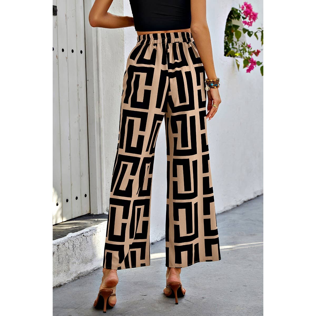 Allover Print Elastic Waist Band Fit Pant: BROWN