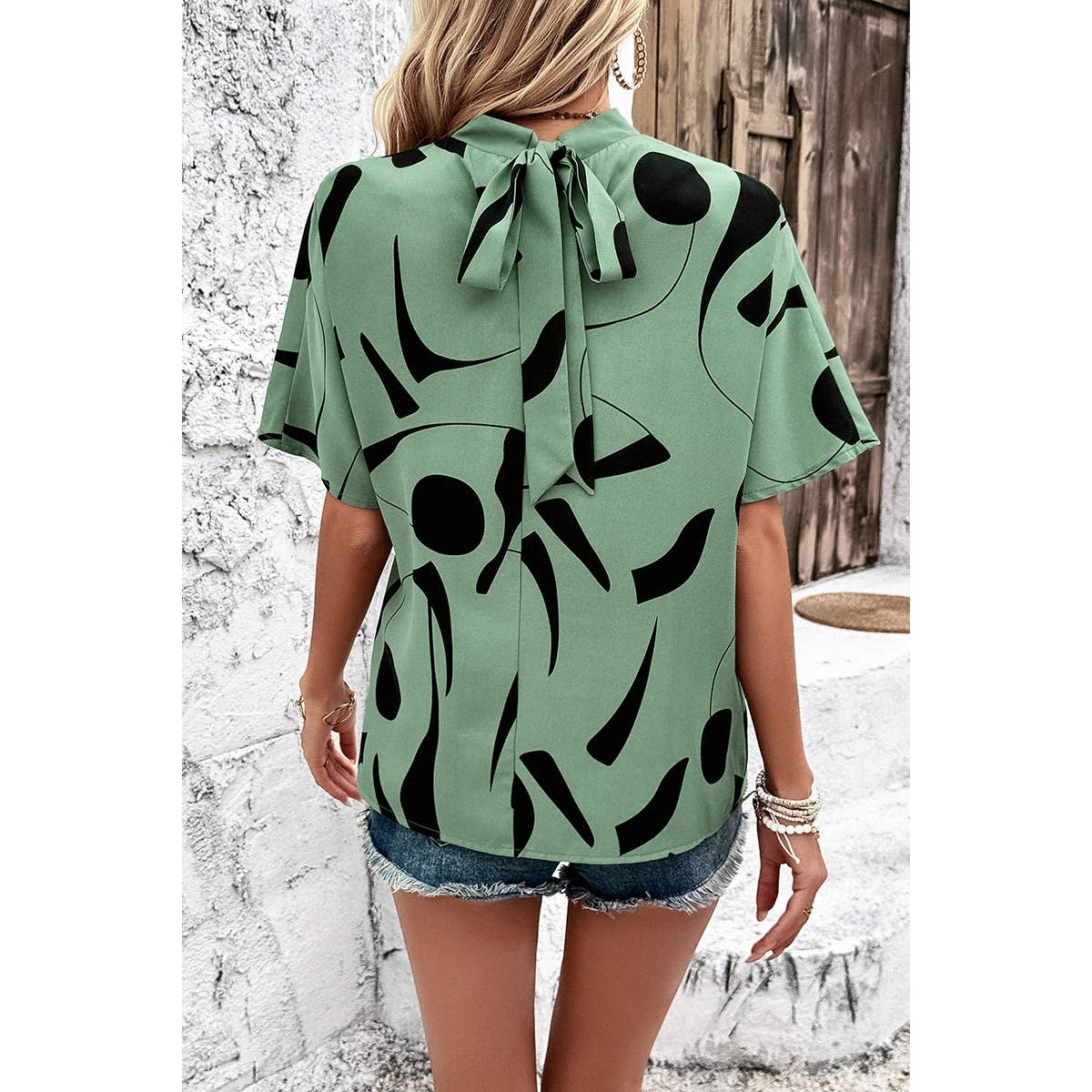 Allover Print Side Knot Short Sleeves Fit Blouse: GREEN