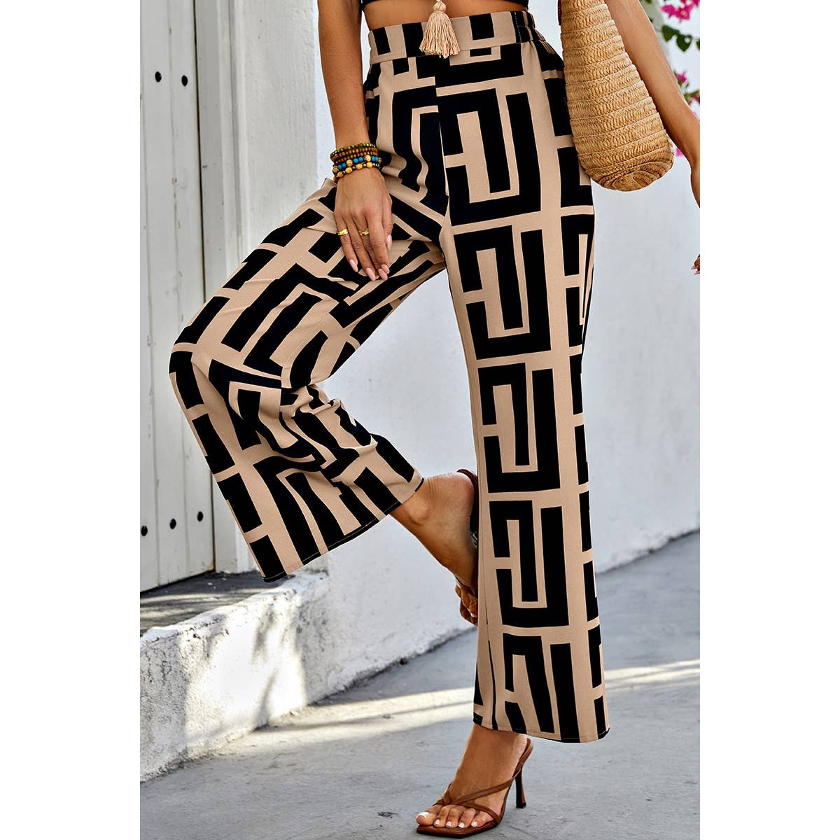 Allover Print Elastic Waist Band Fit Pant: BROWN