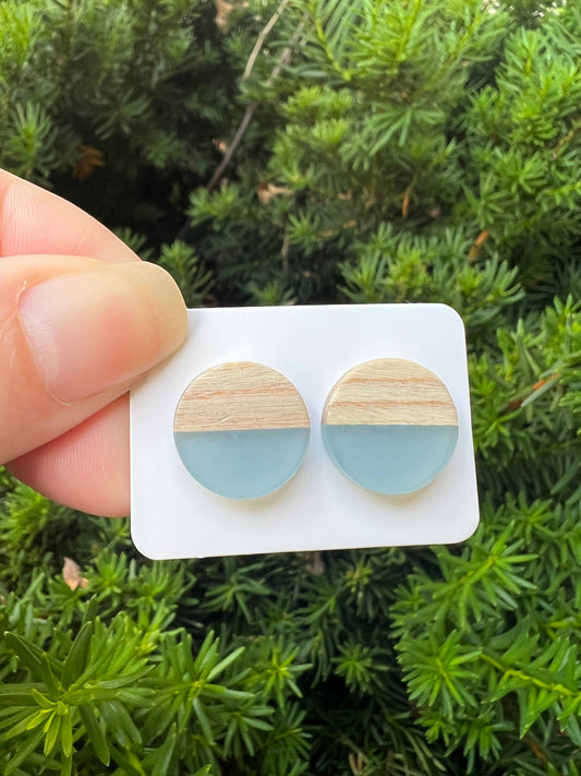 Light Grey Wood Resin Acrylic Circle Disc Statement Studs