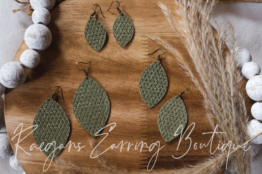 Sage Triangle Patterned Textured Football-Shaped Earrings