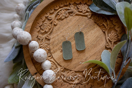 Barrel-Shaped Earrings: Moss Green